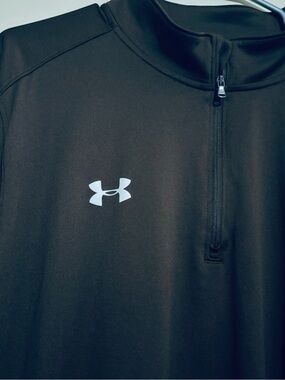 Under Armour Black HeatGear Quarter-Zip Pullover